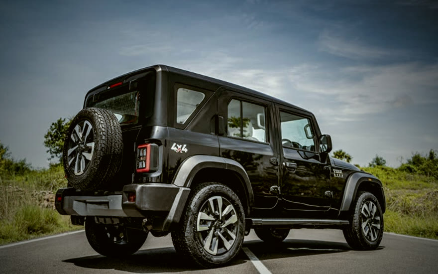 Thar Roxx — five-door off-roader, 5 seats